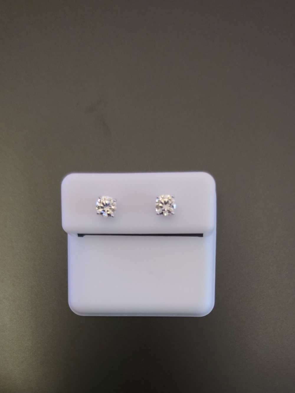 Moissanite White Diamond-Cut Stud Earrings Screw Back - Sparkling White